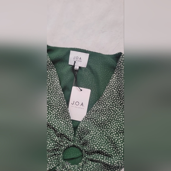 NWT! J.O.A. Anthropologie Spring Polka Dot Print Women's Ariel Wrap Crop Top XS - Picture 10 of 16